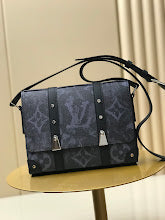 Designer Heritage Shoulder Bag - Premium Luxury Women's Handbag - NM5460