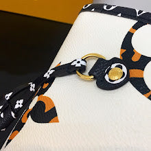 Premium Women's Crossbody Bag - Luxury Designer Fashion Accessory - NM4530