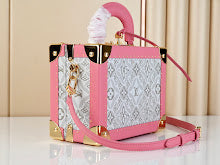 Luxury Structured Shoulder Bag - Women's Premium Designer Fashion - NM4939