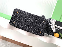 New Premium Signature Shoulder Bag - Chic Women's Luxury Designer - NM6046