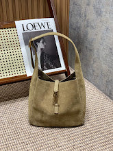Chic Designer Satchel Bag - Luxury Women's Top Handle Handbag - NM3372