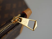 Premium Women's Crossbody Bag - Luxury Designer Fashion Accessory - NM4715