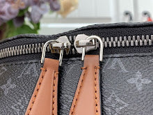 Premium Women's Crossbody Bag - Luxury Designer Fashion Accessory - NM4129
