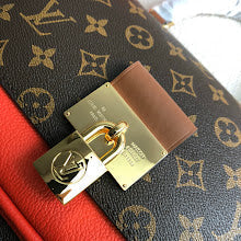 Luxury Signature Top Handle Bag - Elegant Women's Designer Handbag - NM4829
