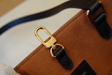 Premium Women's Shoulder Bag - Designer Luxury Fashion Accessory - NM5267