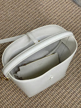 Designer Iconic Shoulder Bag - Luxury Women's Premium Fashion - NM3636
