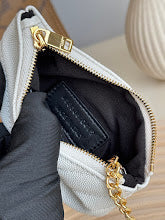Premium Leather Crossbody Bag - Elegant Women's Designer Handbag - NM3542
