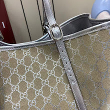 Chic Designer Satchel Bag - Luxury Women's Top Handle Handbag - NM4008