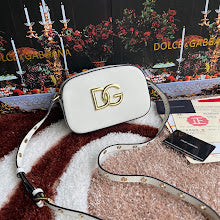 Chic Designer Tote Handbag - Luxury Premium Women's Fashion Bag - NM7072