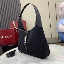 Luxury Iconic Crossbody Bag - Women's Elegant Designer Fashion - NM3993
