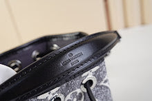 Premium Women's Crossbody Bag - Luxury Designer Fashion Accessory - NM4597