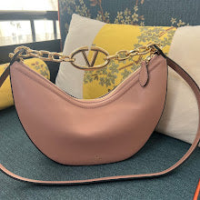 Chic Women's Designer Tote - Luxury Premium Handbag Style - NM2900
