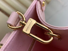 Premium Signature Crossbody - Chic Women's Luxury Designer Bag - NM4410