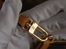 Premium Women's Crossbody Bag - Luxury Designer Fashion Accessory - NM4715