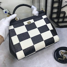 Chic Women's Designer Tote - Luxury Premium Handbag Style - NM6723