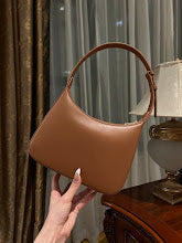 Designer Iconic Shoulder Bag - Luxury Women's Premium Fashion - NM6925