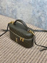 Chic Women's Satchel Handbag - Luxury Premium Designer Style - NM3677