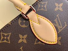 Luxury Canvas Tote Bag - Women's Designer Premium Fashion - NM4586