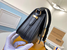 Luxury Canvas Tote Bag - Women's Designer Premium Fashion - NM4175