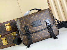 Chic Women's Satchel Handbag - Luxury Premium Designer Style - NM4436