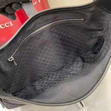 Luxury Iconic Crossbody Bag - Women's Elegant Designer Fashion - NM3993