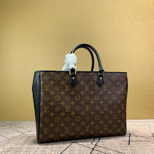 Chic Designer Satchel Bag - Luxury Women's Top Handle Handbag - NM4221