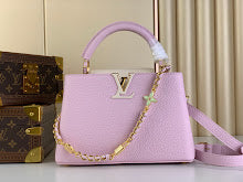 Designer Iconic Tote Handbag - Premium Luxury Women's Fashion - NM4375