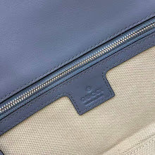 Premium Leather Crossbody Bag - Elegant Women's Designer Handbag - NM3895