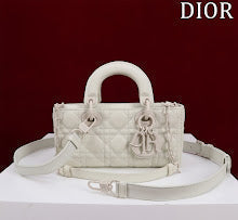 Premium Women's Crossbody Bag - Luxury Designer Fashion Accessory - NM7303