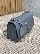 Designer Iconic Tote Handbag - Premium Luxury Women's Fashion - NM3459