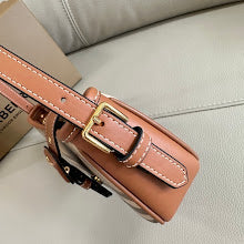 Chic Women's Shoulder Handbag - Luxury Premium Designer Style - NM5597