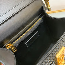 Chic Designer Shoulder Handbag - Premium Luxury Women's Style - NM2742