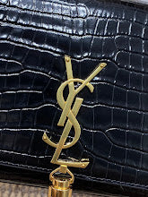 Luxury Signature Top Handle Bag - Elegant Women's Designer Handbag - NM3658