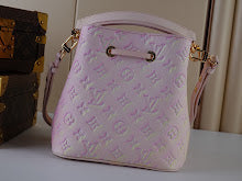 Premium Women's Shoulder Bag - Designer Luxury Fashion Accessory - NM4722