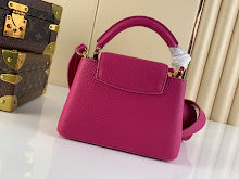 Premium Women's Shoulder Bag - Designer Luxury Fashion Accessory - NM4117
