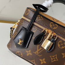 Chic Designer Crossbody Purse - Premium Luxury Women's Style - NM5053
