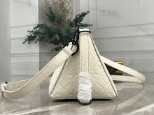 Chic Designer Tote Handbag - Luxury Premium Women's Fashion Bag - NM4191