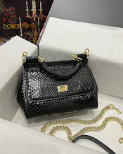 Premium Leather Crossbody Bag - Elegant Women's Designer Handbag - NM7130