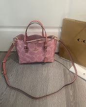 New Chic Women's Shoulder Handbag - Luxury Premium Designer Style - NM6326