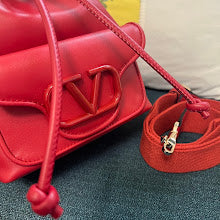 Chic Women's Shoulder Handbag - Luxury Premium Designer Style - NM2977