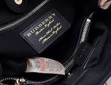 Luxury Iconic Crossbody Bag - Women's Elegant Designer Fashion - NM5532