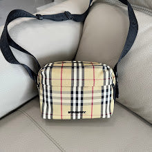 Chic Designer Crossbody Purse - Premium Luxury Women's Style - NM5480