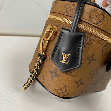 Luxury Mini Crossbody Bag - Women's Premium Designer Fashion - NM5052