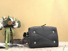 Designer Heritage Shoulder Bag - Premium Luxury Women's Handbag - NM4203