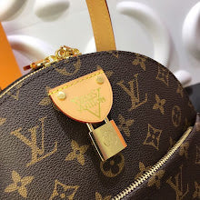 Designer Iconic Tote Handbag - Premium Luxury Women's Fashion - NM5414
