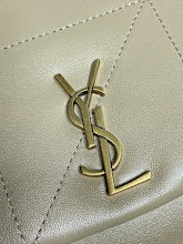 Luxury Signature Top Handle Bag - Elegant Women's Designer Handbag - NM3769
