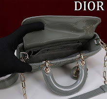 Chic Women's Shoulder Handbag - Luxury Premium Designer Style - NM7332