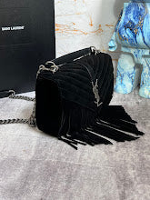 Chic Women's Designer Tote - Luxury Premium Handbag Style - NM3231