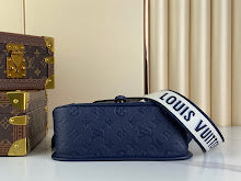 Luxury Designer Shoulder Bag for Women - Premium Fashion Handbag - NM4639