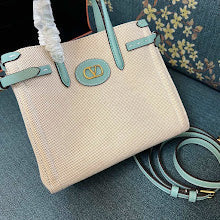 Chic Designer Satchel Bag - Luxury Women's Top Handle Handbag - NM2772